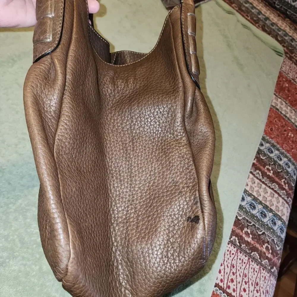 TOD'S EUC XL PEBBLED LEATHER HOBO BAG SATCHEL.